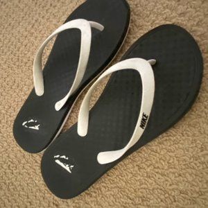 White Strap Nike Flip Flops